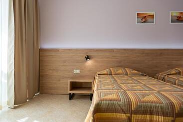 Ivana Palace Hotel   Free Parking