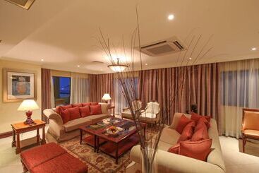 هتل Kigali Serena