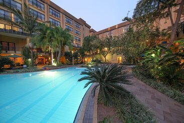 هتل Kigali Serena