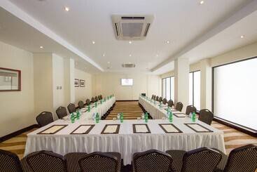 هتل Kigali Serena