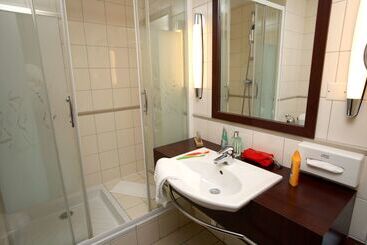 Kyriad Prestige Hotel Clermont Ferrand