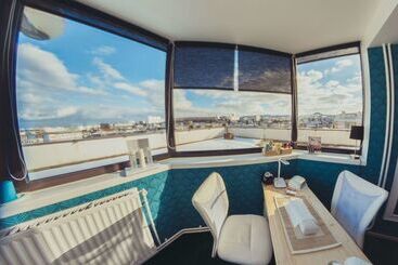 Kyriad Prestige Hotel Clermont Ferrand