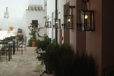 La Casona De Calderon Gastronomic & Boutique - Osuna
