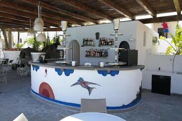 בית מלון כפרי La Sciara Resort