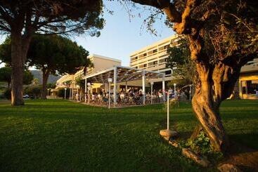 هتل Mclub Lipari