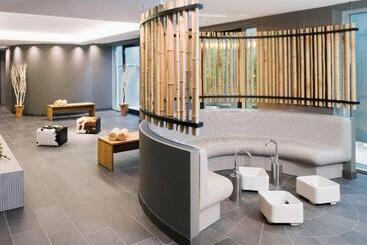 Mövenpick Hotel Stuttgart Airport