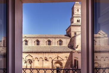 هتل Palazzo Gattini Luxury