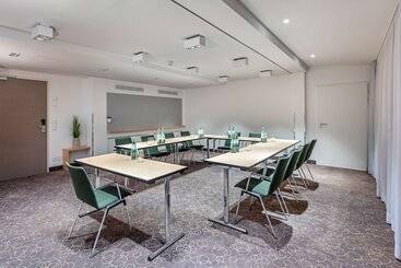 هتل Park Inn By Radisson Nurnberg