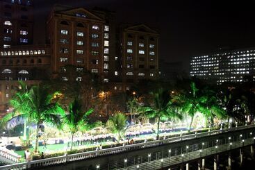酒店 Polo Floatel Kolkata