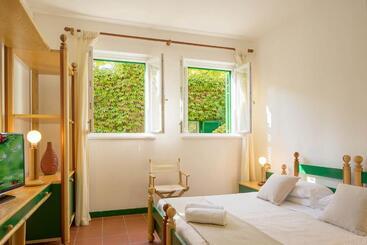 هتل Residenza Sant’anna Del Volterraio
