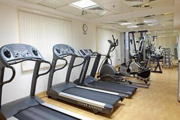 Rose Garden Hotel Apartments   Bur Dubai