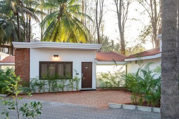 호텔 Royal Orchid Resort & Convention Centre, Yelahanka Bangalore
