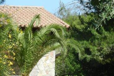 هتل Tenuta Molino Di Mare