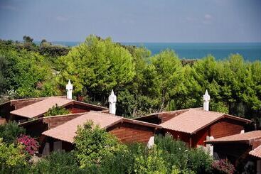 هتل Tenuta Molino Di Mare
