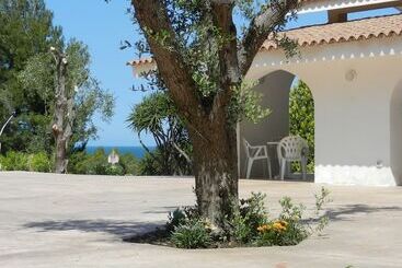 هتل Tenuta Molino Di Mare