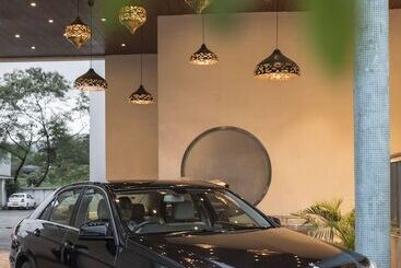 هتل The Park Navi Mumbai