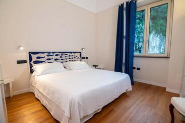 هتل Villa Lara