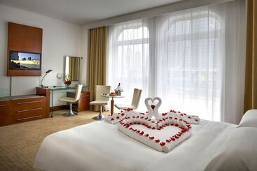 هتل Villa Rotana