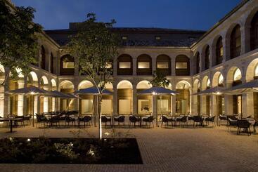 Parador De Alcala de Henares - Alcala de Henares
