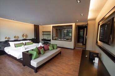 Peach Blossom Resort & Pool Villa   Sha Plus