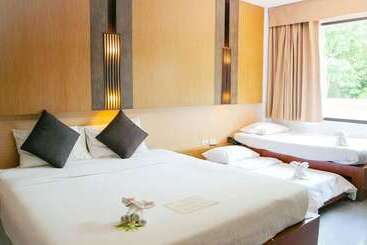 Peach Blossom Resort & Pool Villa   Sha Plus
