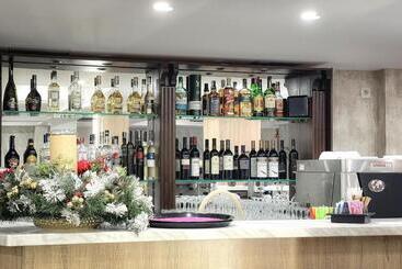 Rhodopi Home Hotel Chepelare   Half Board & Wellness