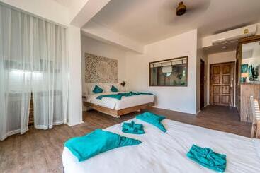 هاستل By The Sea Koh Mak Boutique Guesthouse