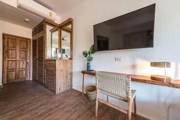 هاستل By The Sea Koh Mak Boutique Guesthouse