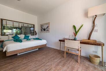 هاستل By The Sea Koh Mak Boutique Guesthouse