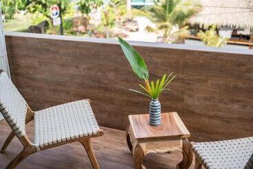 هاستل By The Sea Koh Mak Boutique Guesthouse
