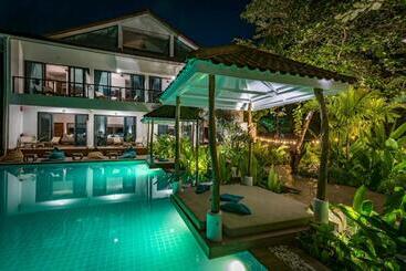 هاستل By The Sea Koh Mak Boutique Guesthouse