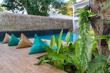 هاستل By The Sea Koh Mak Boutique Guesthouse