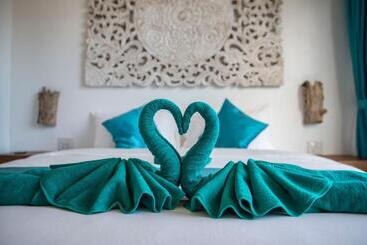هاستل By The Sea Koh Mak Boutique Guesthouse
