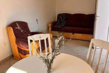 پانسیون Apartments Apartmani Bojana