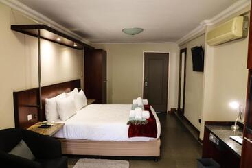 پانسیون Aps Guesthouse