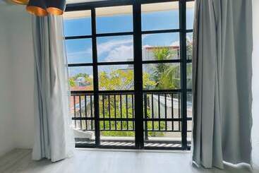 Pensión Crystal Sands