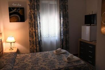 פנסיון Hostal Costa De La Luz