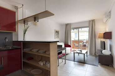 Aparthotel Bardon