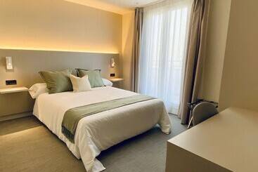 Az Hotel San Valero