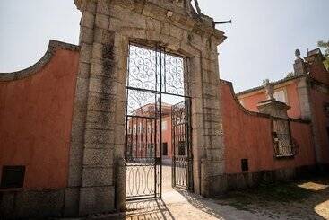 Casa De Sezim