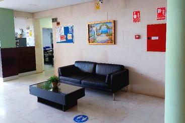 Domocenter Apartamentos Turísticos - Bormujos