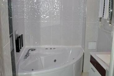 Maltepe Manhattan Otel