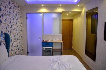 Maltepe Manhattan Otel
