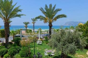 Antique Roman Palace Museum Hotel   Adults Only Ultra All Inclusive