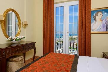 Antique Roman Palace Museum Hotel   Adults Only Ultra All Inclusive