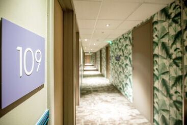 هتل Best Western Plus Hôtel Vannes Centre Ville