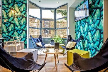 هتل Best Western Plus Hôtel Vannes Centre Ville