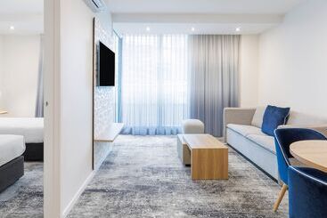 Brady Apartment Hotel Flinders Street