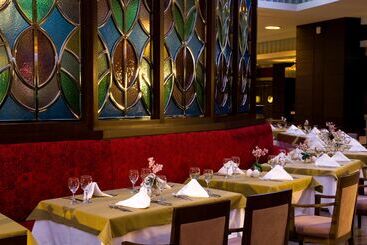 هتل Cornelia Diamond Golf Resort & Spa