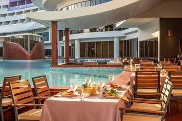هتل Cornelia Diamond Golf Resort & Spa